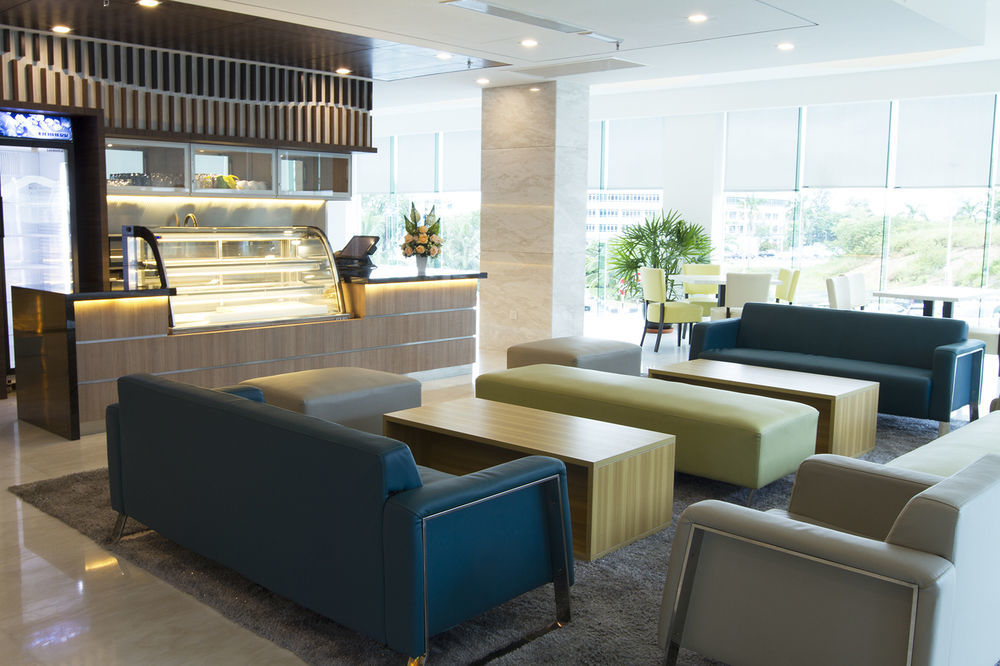 Promenade Hotel Bintulu Ngoại thất bức ảnh