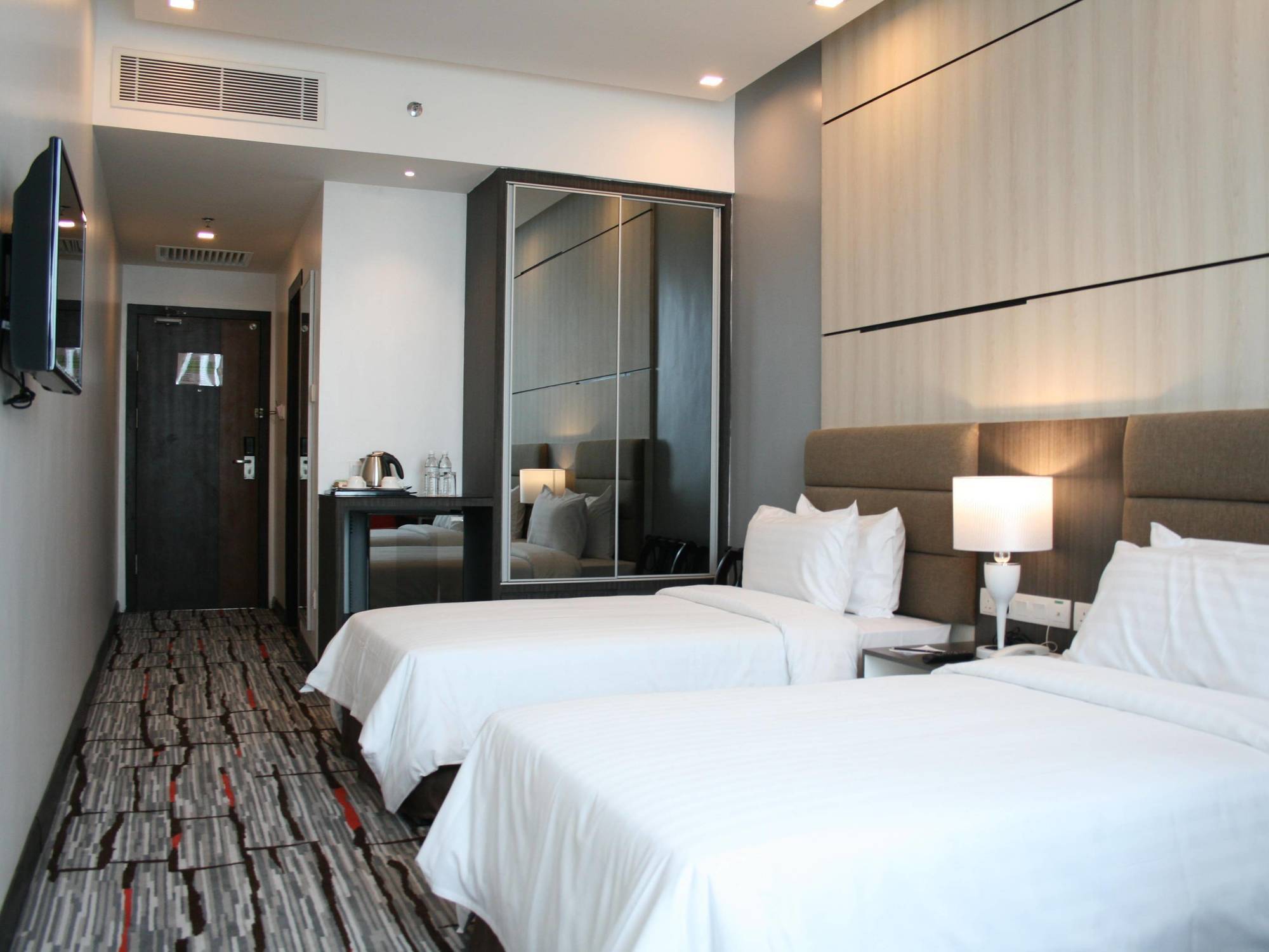Promenade Hotel Bintulu Ngoại thất bức ảnh