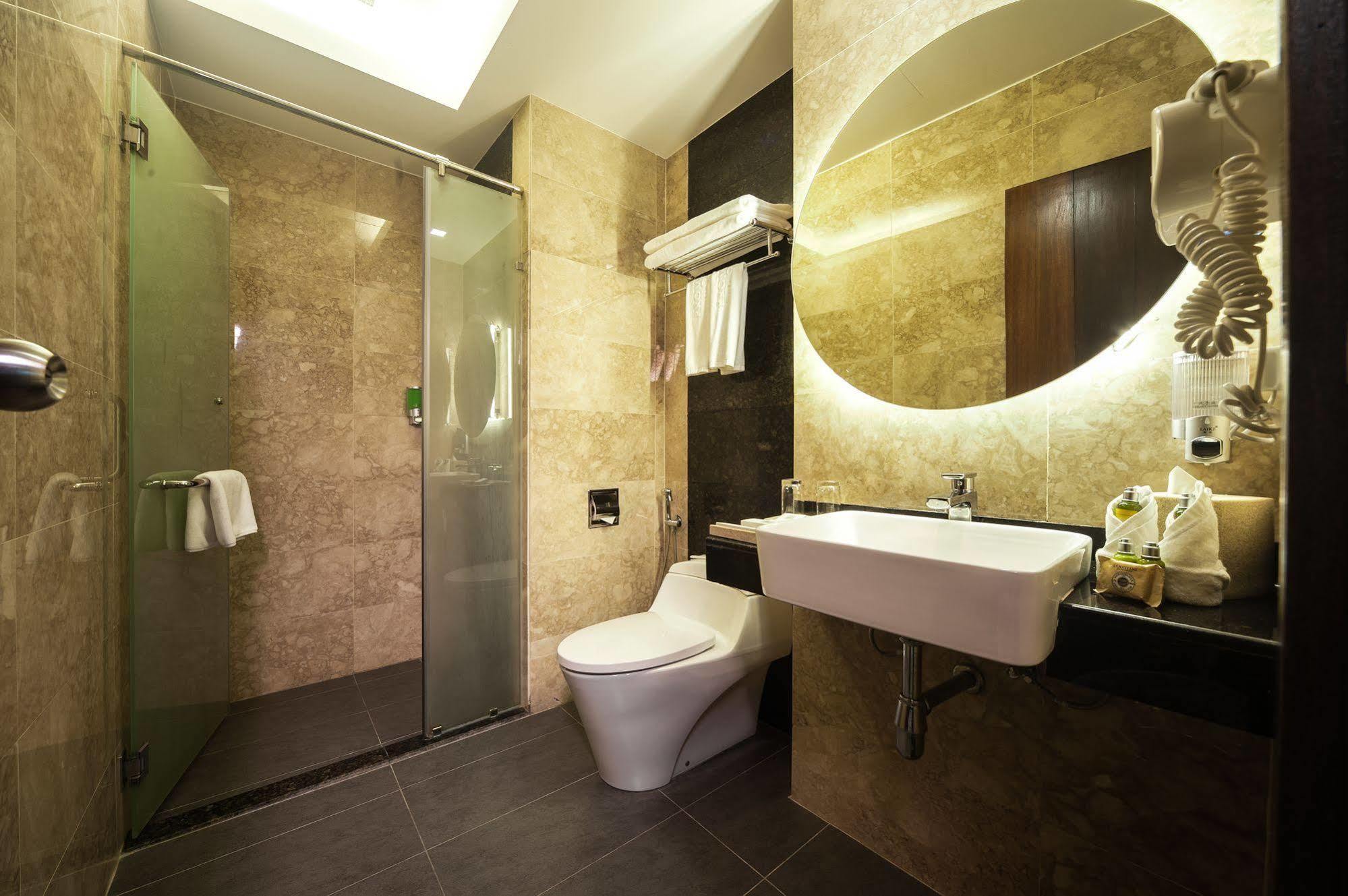 Promenade Hotel Bintulu Ngoại thất bức ảnh