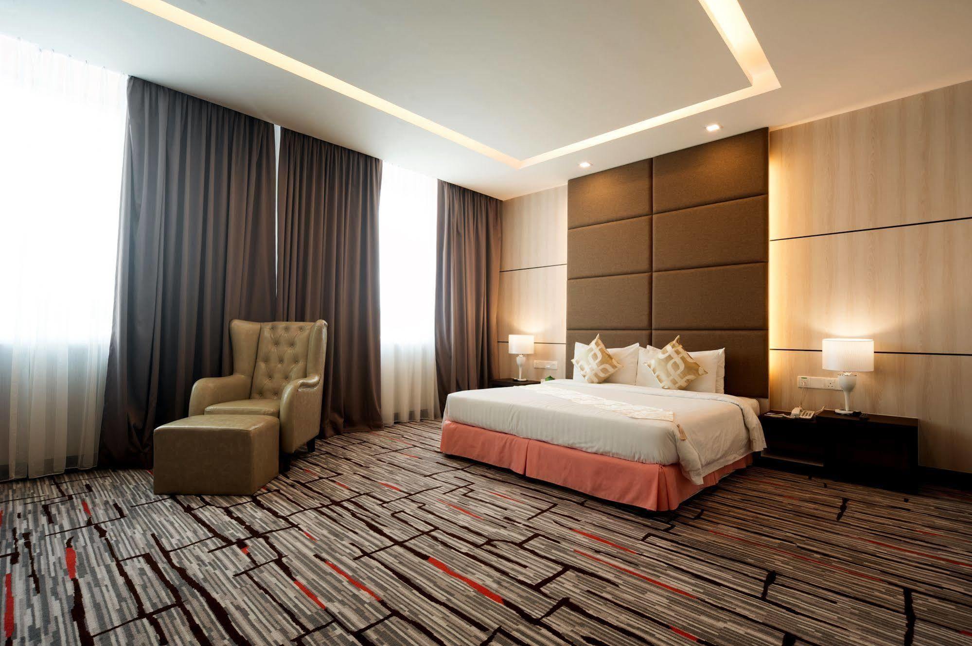 Promenade Hotel Bintulu Ngoại thất bức ảnh